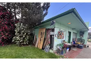 107 5th St, Amity, OR 97101 - Photo 2