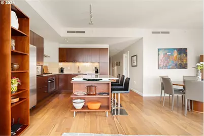 3570 S River Pkwy #603, Portland, OR 97239 - Photo 4
