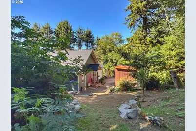 5230 4th St, Tillamook, OR 97141 - Photo 40