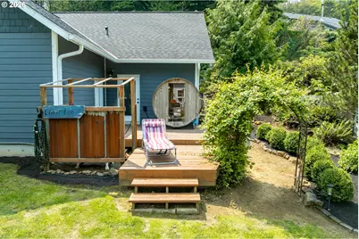 5230 4th St, Tillamook, OR 97141 - Photo 22