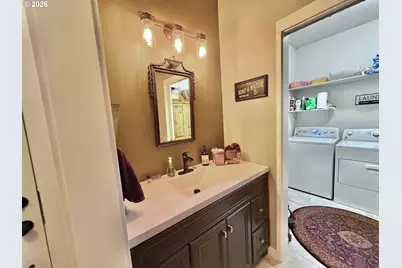 5230 4th St, Tillamook, OR 97141 - Photo 12