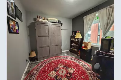 5230 4th St, Tillamook, OR 97141 - Photo 12