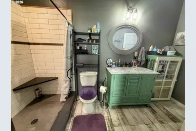 5230 4th St, Tillamook, OR 97141 - Photo 10