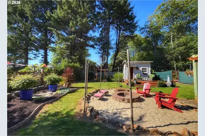 5230 4th St, Tillamook, OR 97141 - Photo 38