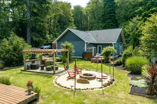 5230 4th St, Tillamook, OR 97141 - Photo 2