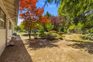 20310 SW Boones Ferry Rd, Tualatin, OR 97062 - Photo 8