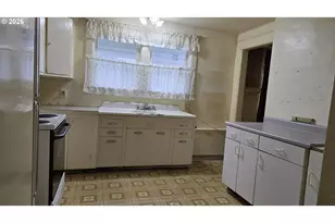 885 NE 3rd St, Gresham, OR 97030 - Photo 16