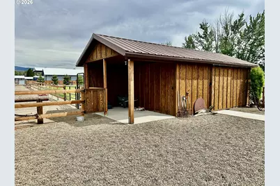 975 N 10th St, Union, OR 97883 - Photo 16