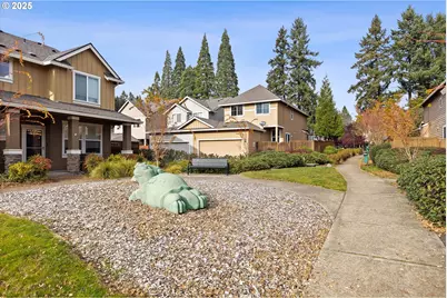 10552 NE Gateway St, Hillsboro, OR 97006 - Photo 36