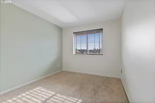 10552 NE Gateway St, Hillsboro, OR 97006 - Photo 30