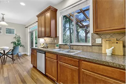 11307 NW Kimble Ct, Portland, OR 97229 - Photo 14