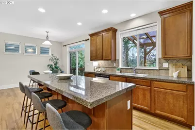 11307 NW Kimble Ct, Portland, OR 97229 - Photo 12