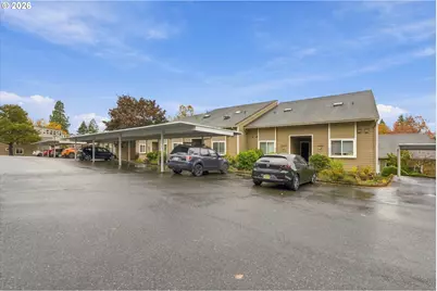 4610 SW Comus Pl, Portland, OR 97219 - Photo 2