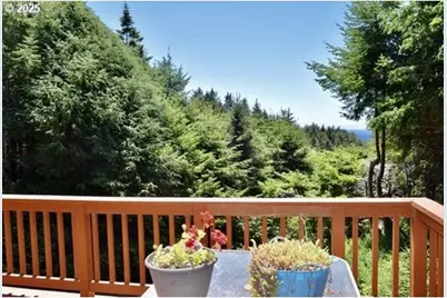 34518 Mutts Way, Gold Beach, OR 97444 - Photo 34