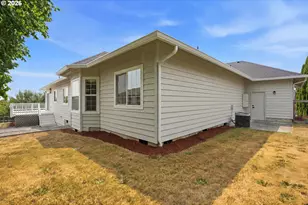 1191 E Caples Ct, La Center, WA 98629 - Photo 36