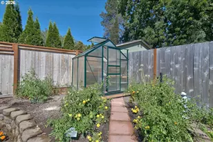 5773 SE Preston Ct, Hillsboro, OR 97123 - Photo 32