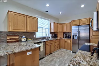 5773 SE Preston Ct, Hillsboro, OR 97123 - Photo 16