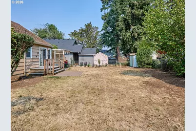 845 S Water St, Silverton, OR 97381 - Photo 36