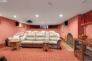 2210 NE 31st Ave, Portland, OR 97212 - Photo 32