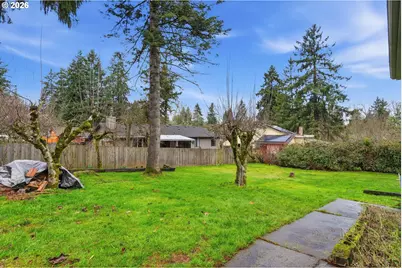 11765 SW Gaarde St, Tigard, OR 97224 - Photo 12