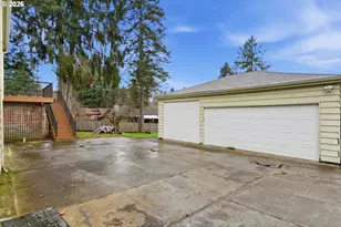 11765 SW Gaarde St, Tigard, OR 97224 - Photo 4