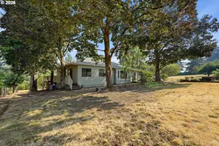 11765 SW Gaarde St, Tigard, OR 97224 - Photo 2