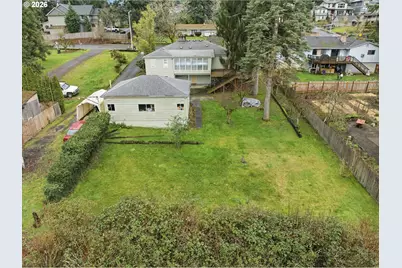 11765 SW Gaarde St, Tigard, OR 97224 - Photo 10