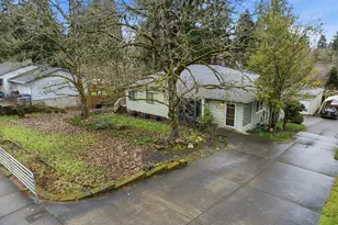 11765 SW Gaarde St, Tigard, OR 97224 - Photo 2