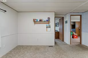 5422 Portland Rd NE, Salem, OR 97305 - Photo 20