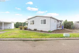 5422 Portland Rd NE, Salem, OR 97305 - Photo 2