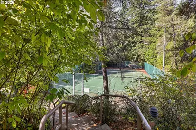 7544 SW Barnes Rd #C, Portland, OR 97225 - Photo 24