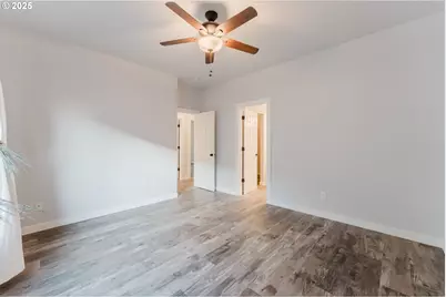 61142 Brookhollow Dr, Bend, OR 97702 - Photo 20