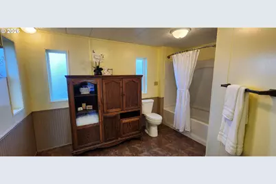 4531 Franklin Blvd #G, Eugene, OR 97403 - Photo 26