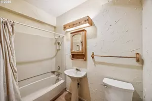 2925 NW Verde Vista Terrace, Portland, OR 97035 - Photo 16