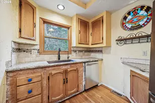 2925 NW Verde Vista Terrace, Portland, OR 97035 - Photo 8