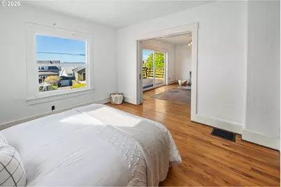671 Florence Ave, Astoria, OR 97103 - Photo 12