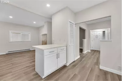 647 SE Russell St, Camas, WA 98607 - Photo 10