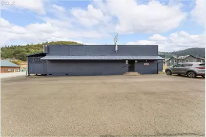 172 S Old Pacific, Myrtle Creek, OR 97457 - Photo 4