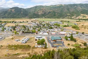 172 S Old Pacific, Myrtle Creek, OR 97457 - Photo 32