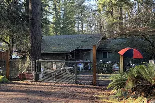 23307 E Wildwood Ave, Welches, OR 97067 - Photo 2