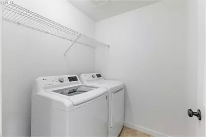 1292 S Quartz Dr, Cornelius, OR 97113 - Photo 12