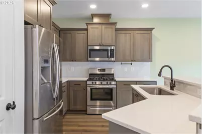 1292 S Quartz Dr, Cornelius, OR 97113 - Photo 4