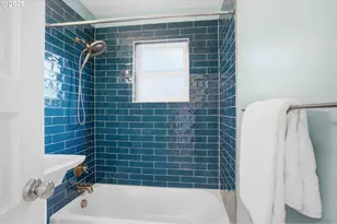 832 N Emerson St, Portland, OR 97217 - Photo 20