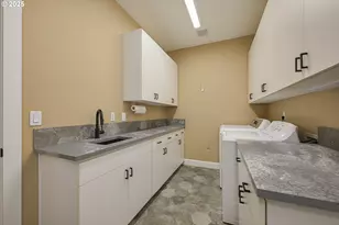 16511 Anna Eve Dr, Milwaukie, OR 97267 - Photo 28