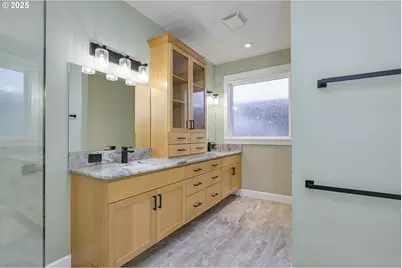 16511 Anna Eve Dr, Milwaukie, OR 97267 - Photo 18