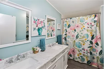 310 Pitney Ln #51, Junction City, OR 97448 - Photo 12