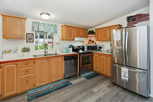 310 Pitney Ln, Junction City, OR 97448 - Photo 6