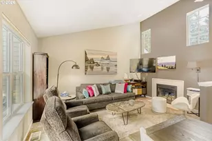 13217 SW Summerwood Dr, Portland, OR 97223 - Photo 4