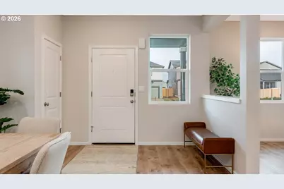 9492 SE 162nd Ave, Happy Valley, OR 97086 - Photo 2
