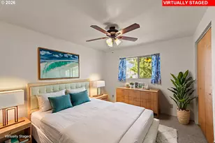 1378 NW Grove St, Roseburg, OR 97471 - Photo 16